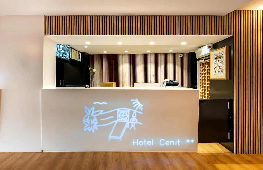 Hotel Cenit & Apts Sol Y Viento-1