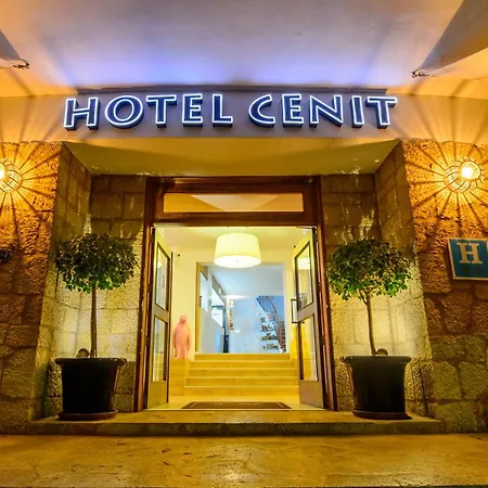 Hotel Cenit&Apts. Sol y Viento-2